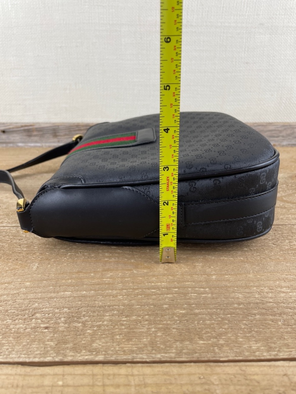 Vintage Gucci Micro GG Supreme Web Sherry Line CrossbodyBag - Picture 14 of 15